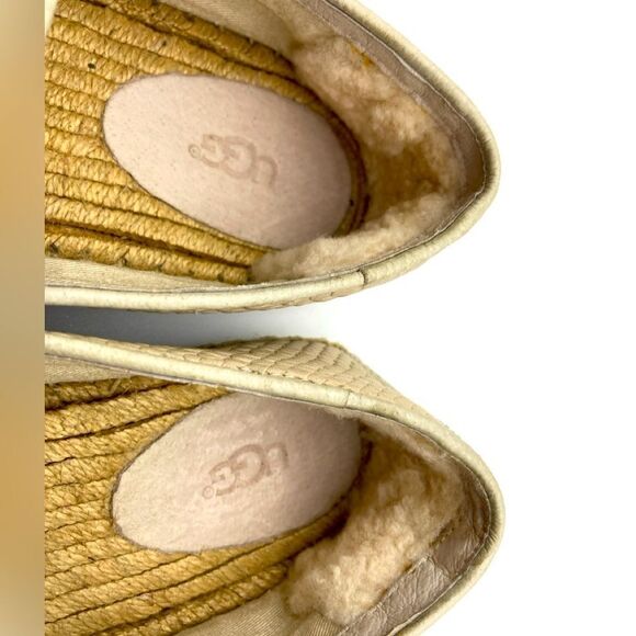 UGG Australia Beige Metallic Espadrille Flats SZ 8/250 - Picture 7 of 12